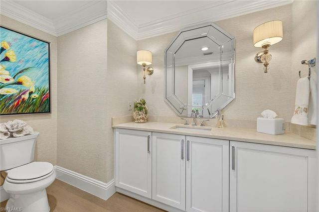 2549 W Gulf DR # 206, Sanibel, FL 33957