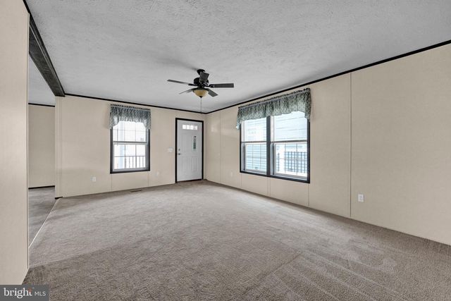 2110 SCULL ST, Lebanon, PA 17046