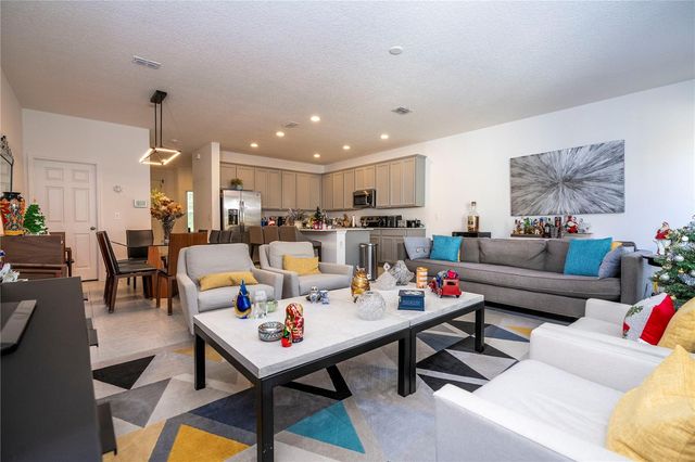 8166 MOSAIC LANE, Winter Garden, FL 34787