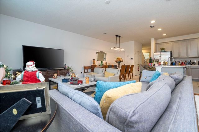 8166 MOSAIC LANE, Winter Garden, FL 34787