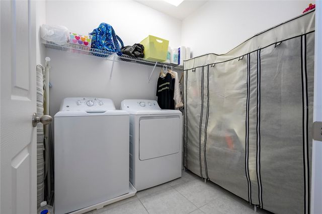 8166 MOSAIC LANE, Winter Garden, FL 34787