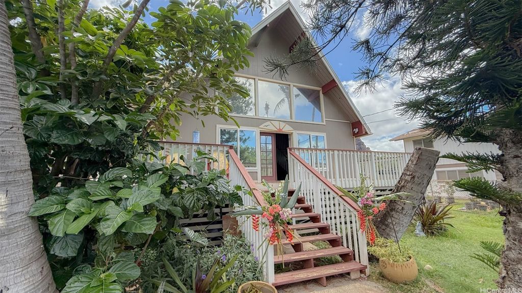 84-102 Makau Street, Waianae, HI 96792