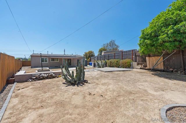 3675 Nassau Drive, San Diego, CA 92115