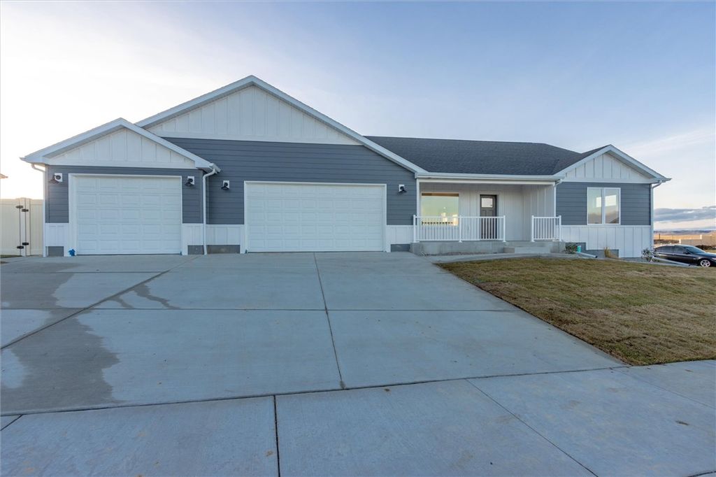 614 Chino CIRCLE, Billings, MT 59105