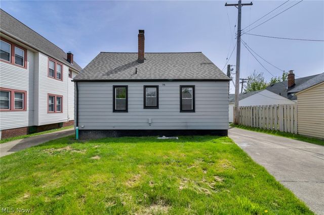 11109 Langton Avenue, Garfield Heights, OH 44125