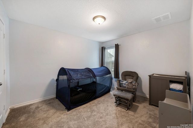 8266 Phantom, San Antonio, TX 78253