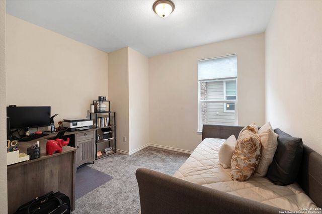 8266 Phantom, San Antonio, TX 78253