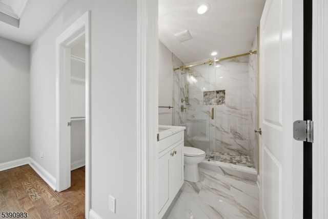 10 Buena Rd, Parsippany-troy Hills Twp., NJ 07054