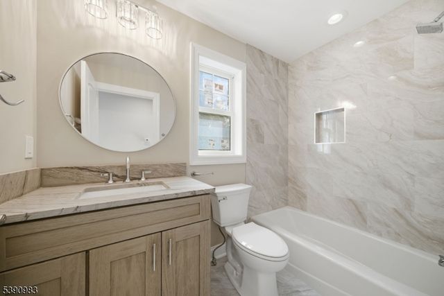 10 Buena Rd, Parsippany-troy Hills Twp., NJ 07054