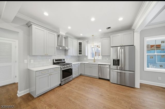 10 Buena Rd, Parsippany-troy Hills Twp., NJ 07054