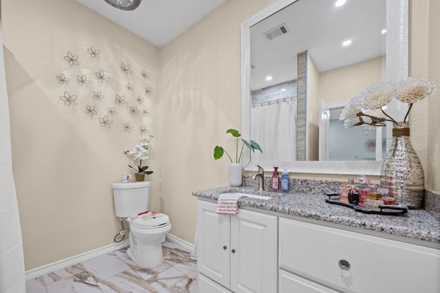 305 Whitesands TRL, Dale, TX 78616