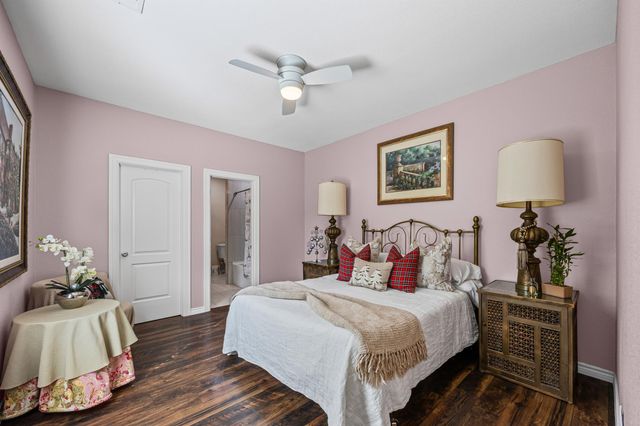 305 Whitesands TRL, Dale, TX 78616