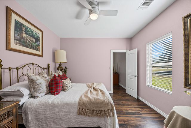 305 Whitesands TRL, Dale, TX 78616