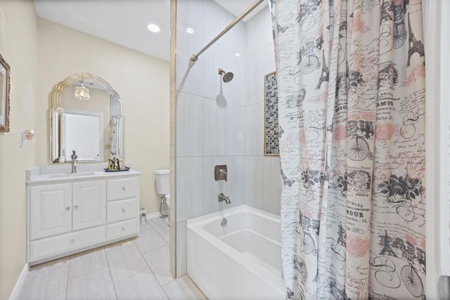 305 Whitesands TRL, Dale, TX 78616