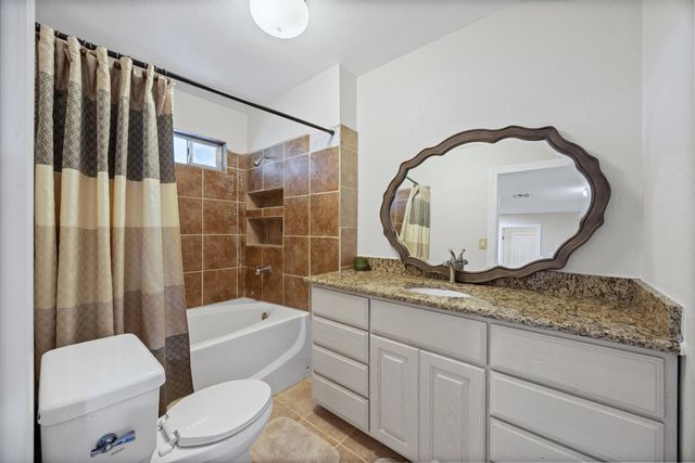 305 Whitesands TRL, Dale, TX 78616