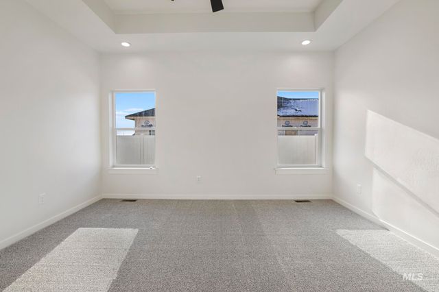 2014 Regan St, Jerome, ID 83338