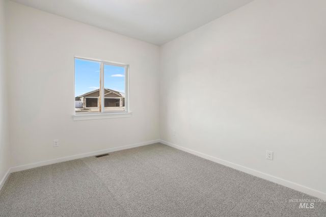 2014 Regan St, Jerome, ID 83338