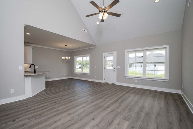 10111 Forkhorn Ln, Bell Buckle, TN 37020