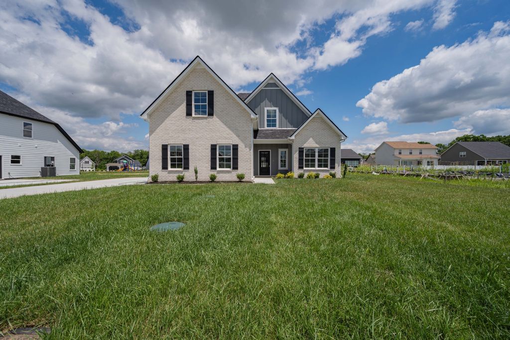 10111 Forkhorn Ln, Bell Buckle, TN 37020