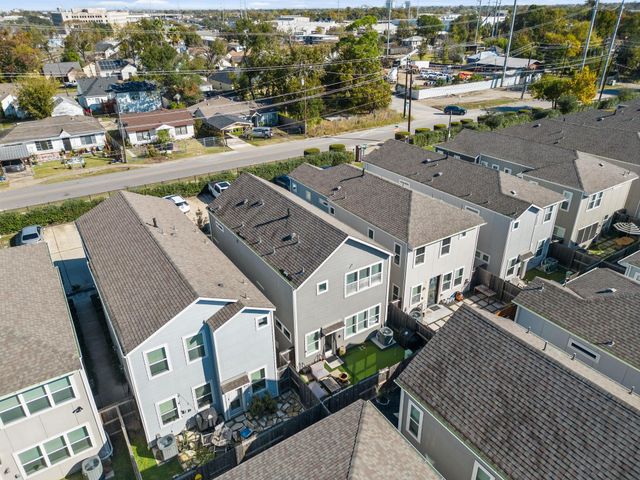 5422 Oriente Lane, Houston, TX 77023