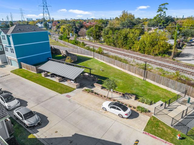 5422 Oriente Lane, Houston, TX 77023