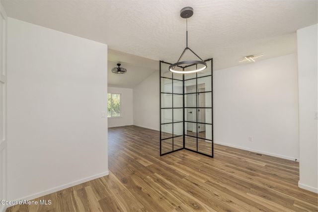 2715 W BROADMOORE DR, Hayden, ID 83835