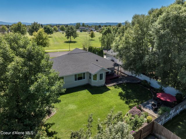 2715 W BROADMOORE DR, Hayden, ID 83835
