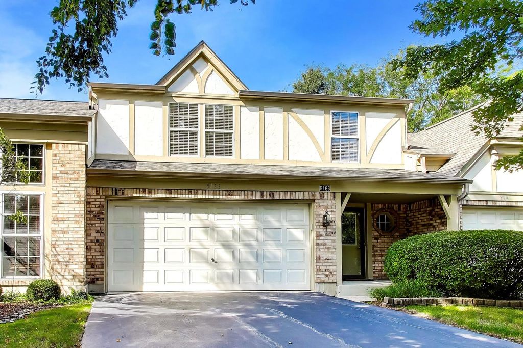 9166 GREENCASTLE Lane, Orland Park, IL 60462 — exterior