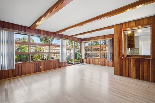 1700 Marguerite Street, Park Ridge, IL 60068