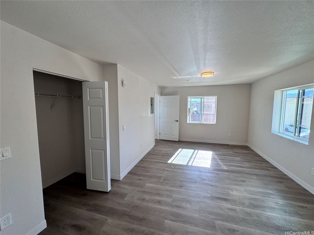 746 Makaleka Avenue 501, Honolulu, HI 96816