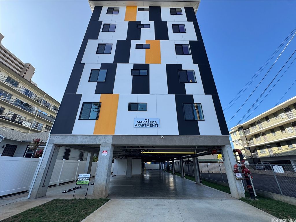 746 Makaleka Avenue 501, Honolulu, HI 96816