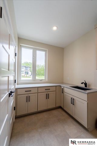 3659 Wilderness Hills Boulevard, Lincoln, NE 68516
