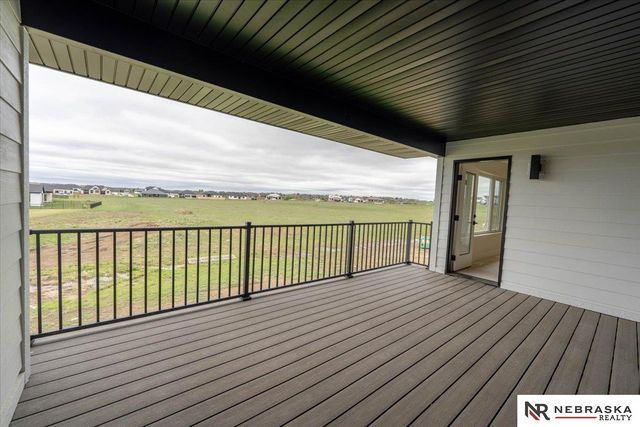 3659 Wilderness Hills Boulevard, Lincoln, NE 68516