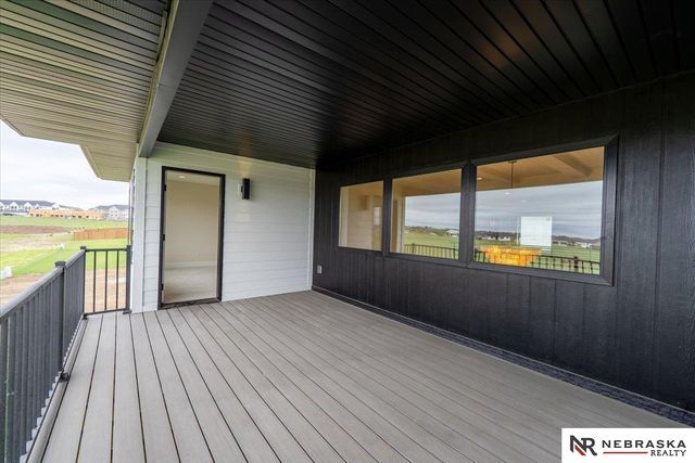 3659 Wilderness Hills Boulevard, Lincoln, NE 68516