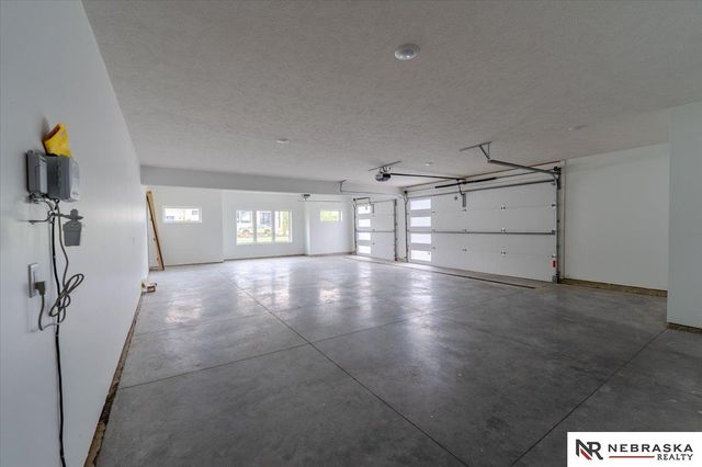 3659 Wilderness Hills Boulevard, Lincoln, NE 68516