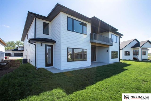 3659 Wilderness Hills Boulevard, Lincoln, NE 68516