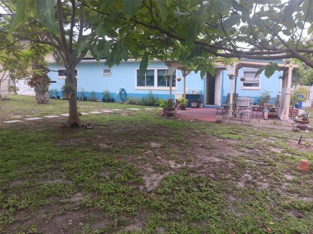 833 CHANNING ROAD, Lakeland, FL 33805