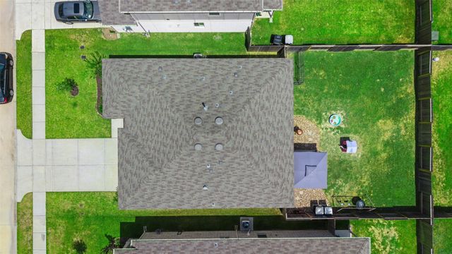 338 Paso Fino Drive, Alvin, TX 77511