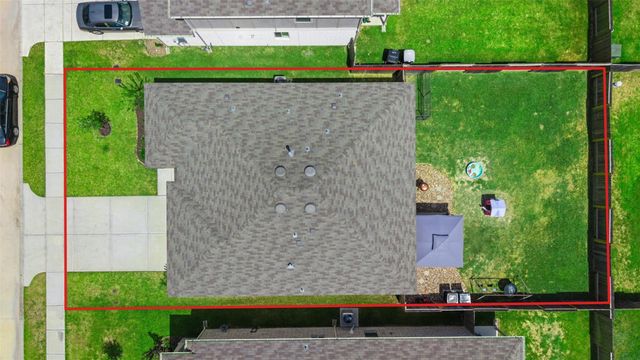 338 Paso Fino Drive, Alvin, TX 77511