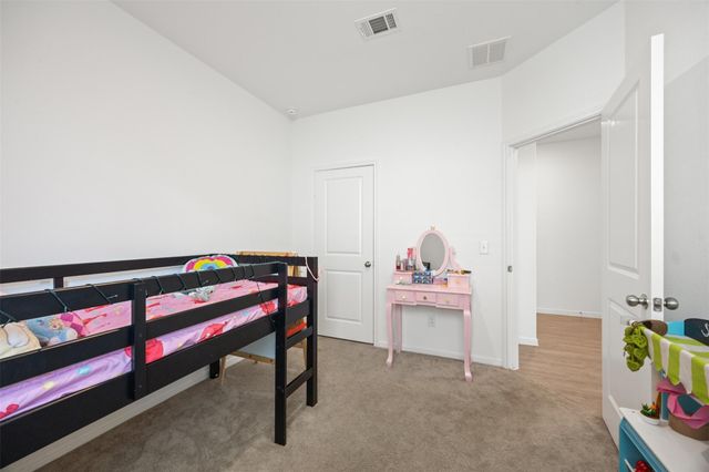 338 Paso Fino Drive, Alvin, TX 77511