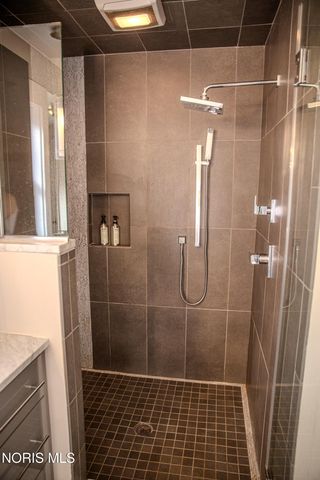 2148 Emkay Drive, Ottawa Hills, OH 43606