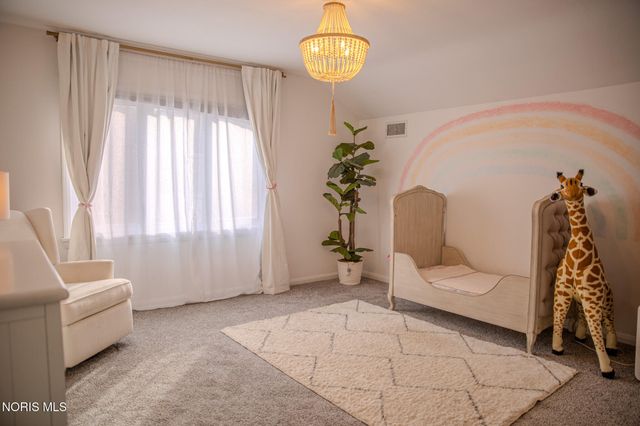 2148 Emkay Drive, Ottawa Hills, OH 43606