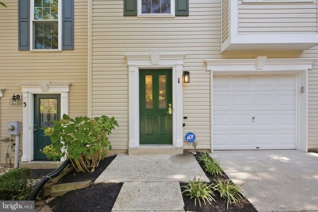 1 DIAMOND HILL CT, Germantown, MD 20874