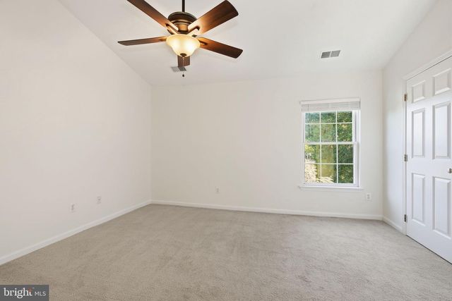 1 DIAMOND HILL CT, Germantown, MD 20874