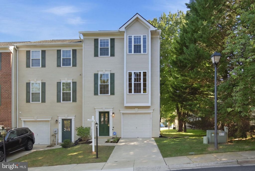 1 DIAMOND HILL CT, Germantown, MD 20874