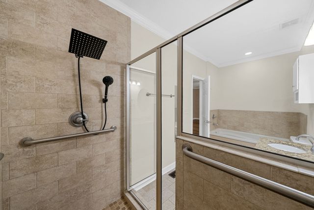 123 Rose Dr, Dover, TN 37058