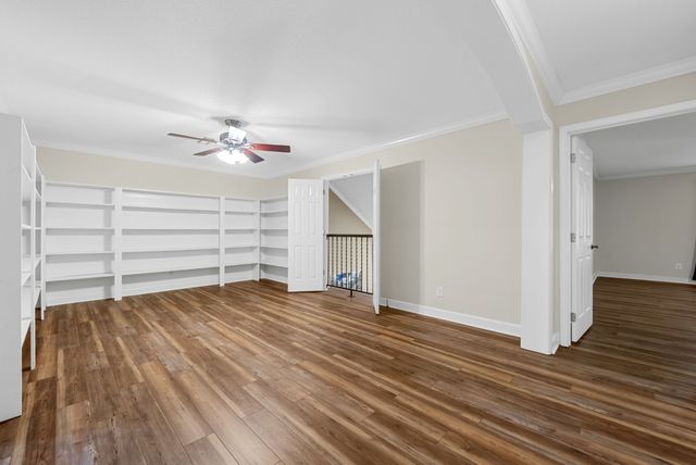 123 Rose Dr, Dover, TN 37058