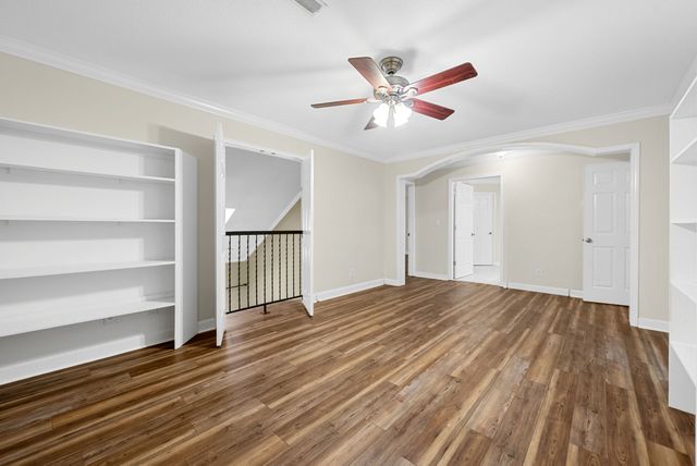 123 Rose Dr, Dover, TN 37058