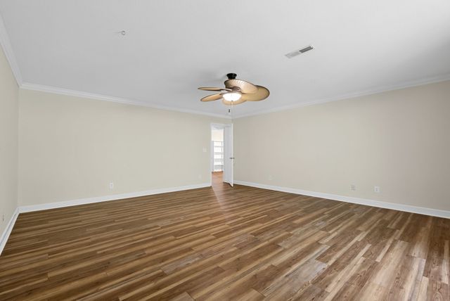 123 Rose Dr, Dover, TN 37058