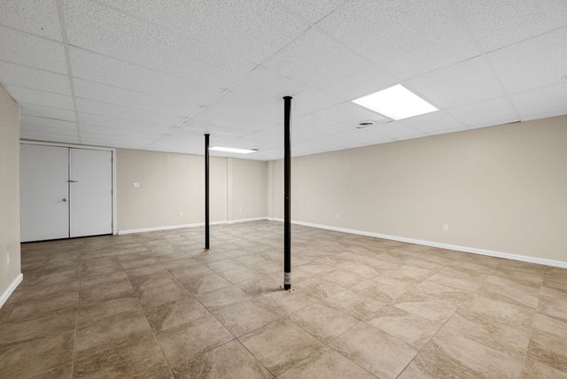 123 Rose Dr, Dover, TN 37058